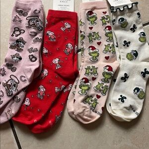 American Eagle Dr. Seuss Grinch Christmas/Disney Mickey Mouse Crew Socks - Pink